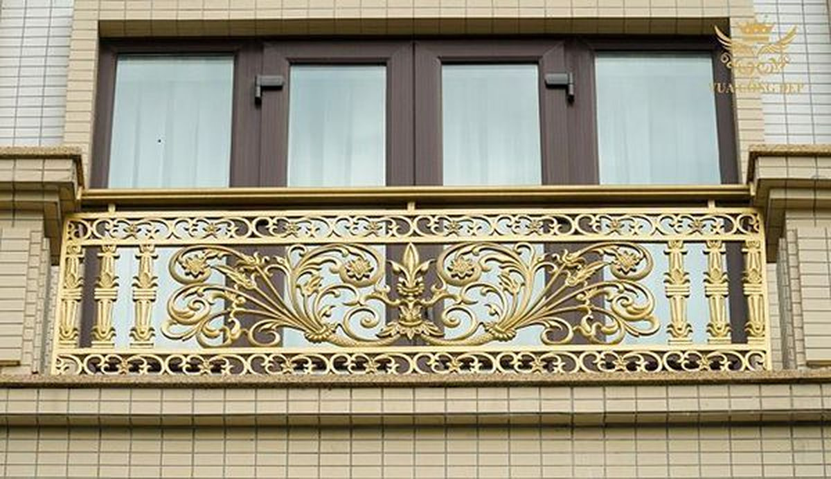 Gia công lan can inox mạ vàng