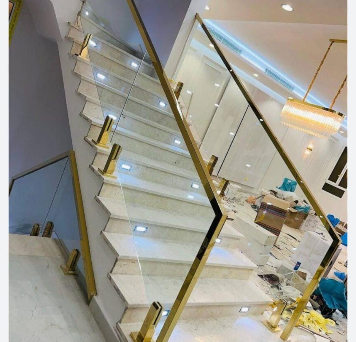 Cầu thang kính inox giá rẻ