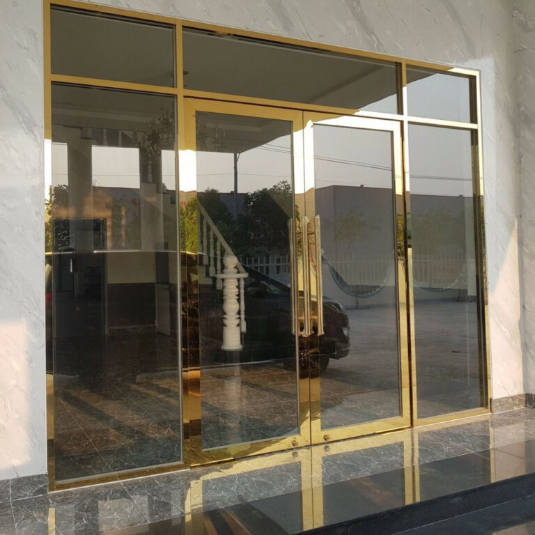 Cửa inox 4 cánh