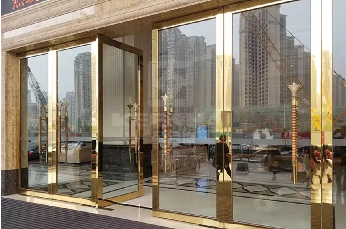 Mẫu cửa inox 4 cánh đẹp nhất