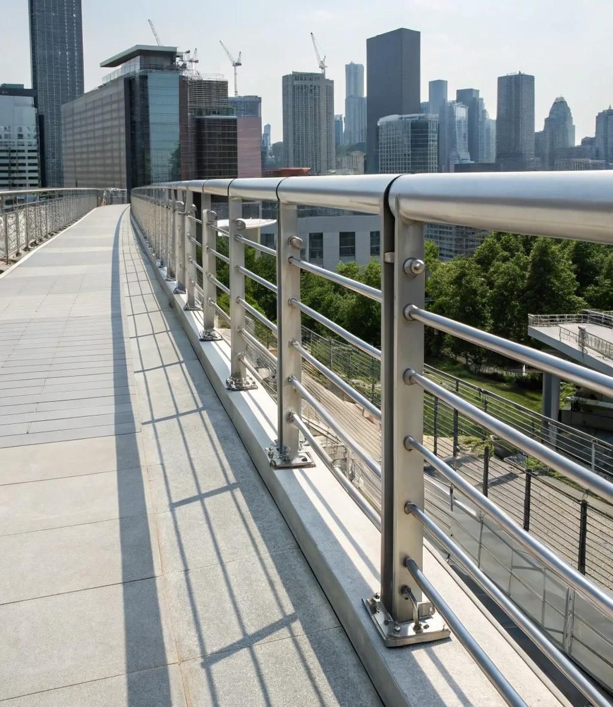 Địa chỉ thi công lan can inox uy tín