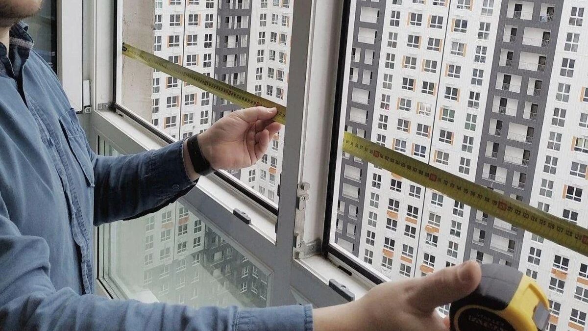 lắp đặt cửa inox 1 cánh