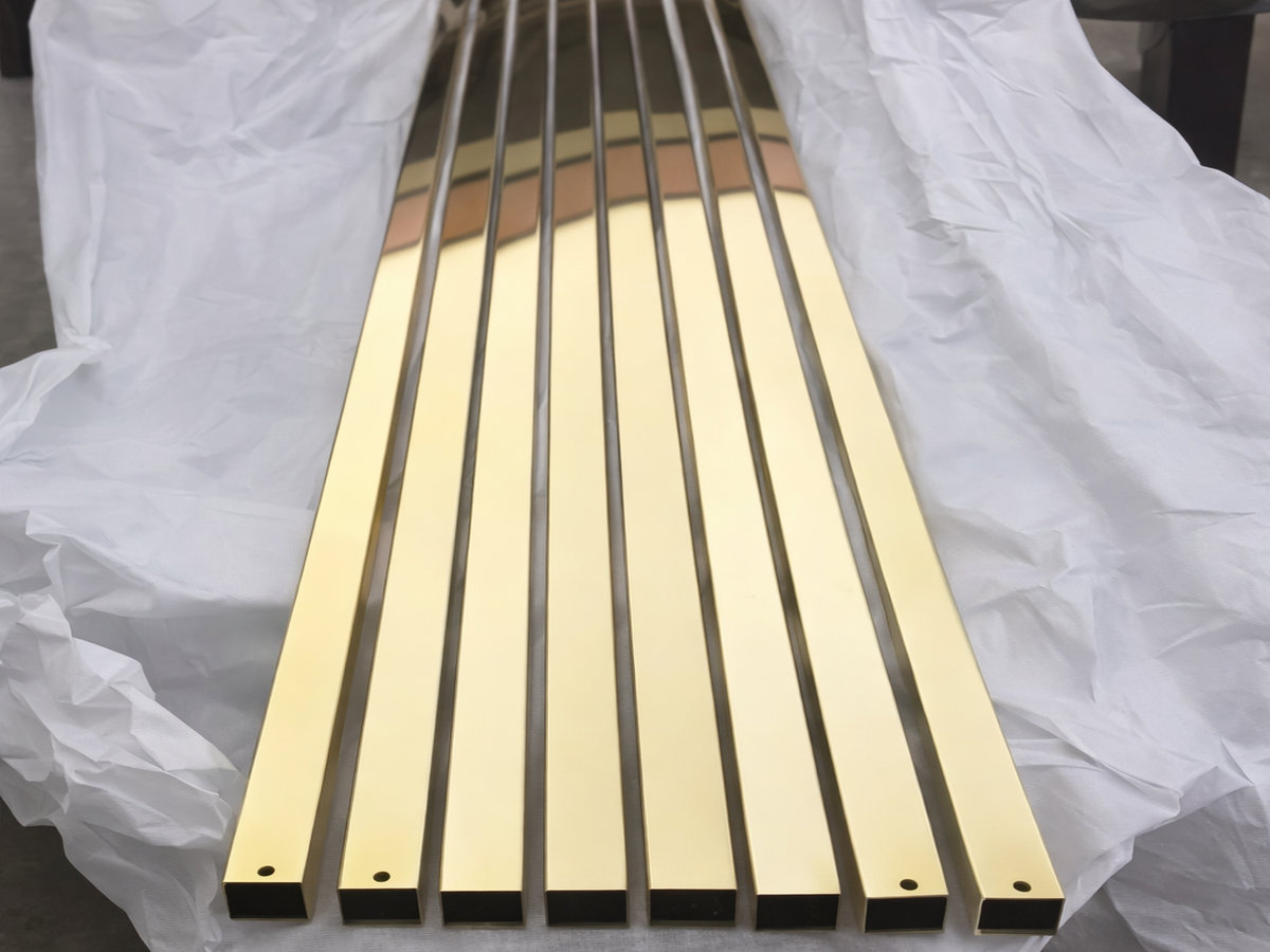 Hộp inox mạ vàng chất lượng