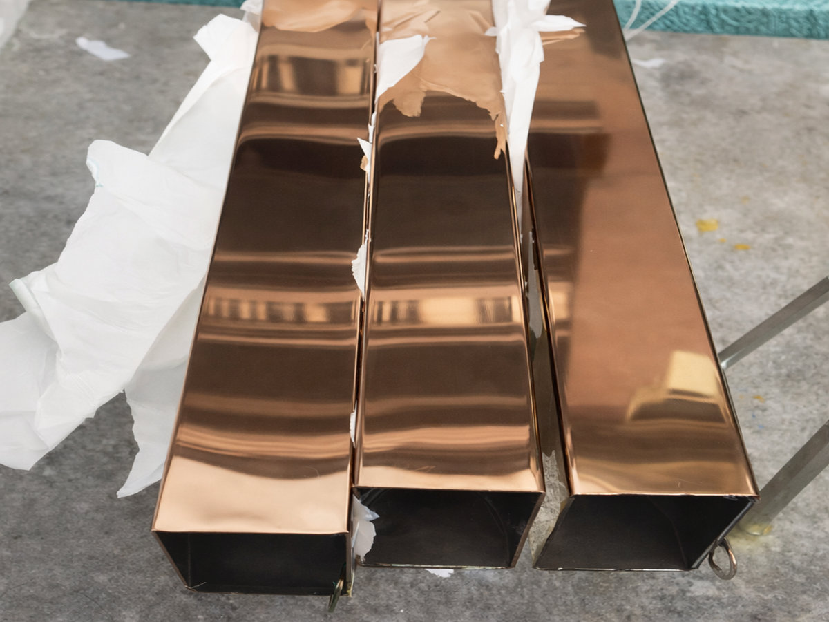 Hộp inox mạ vàng thời thượng