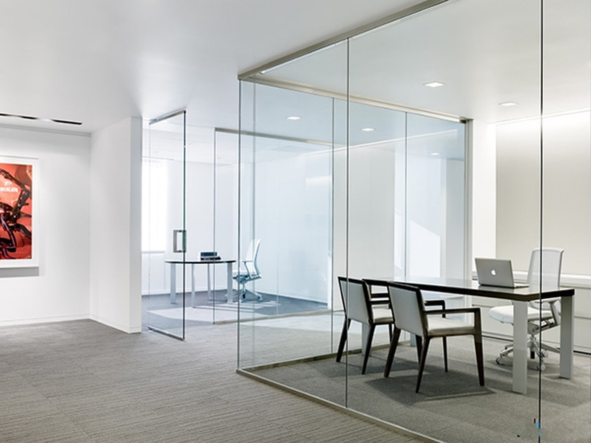 Khung inox kính cường lực