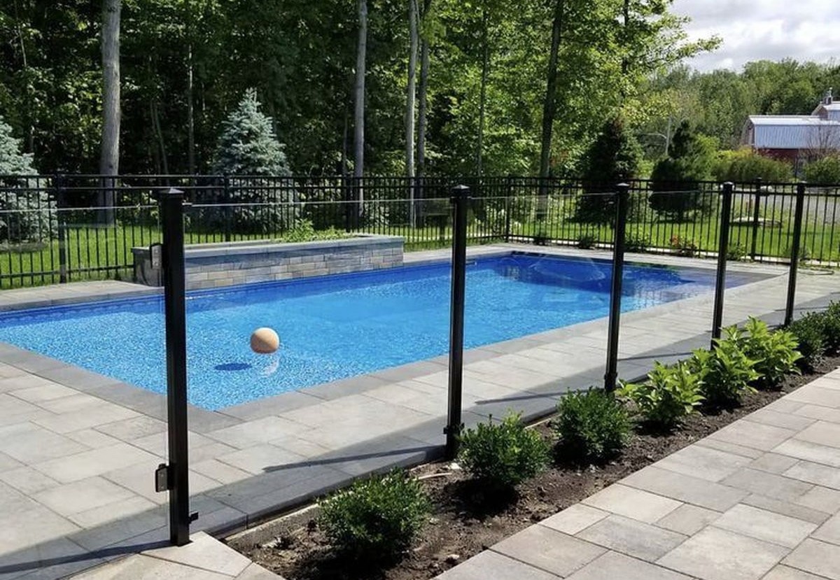 Lan can kính tay vịn inox giá rẻ