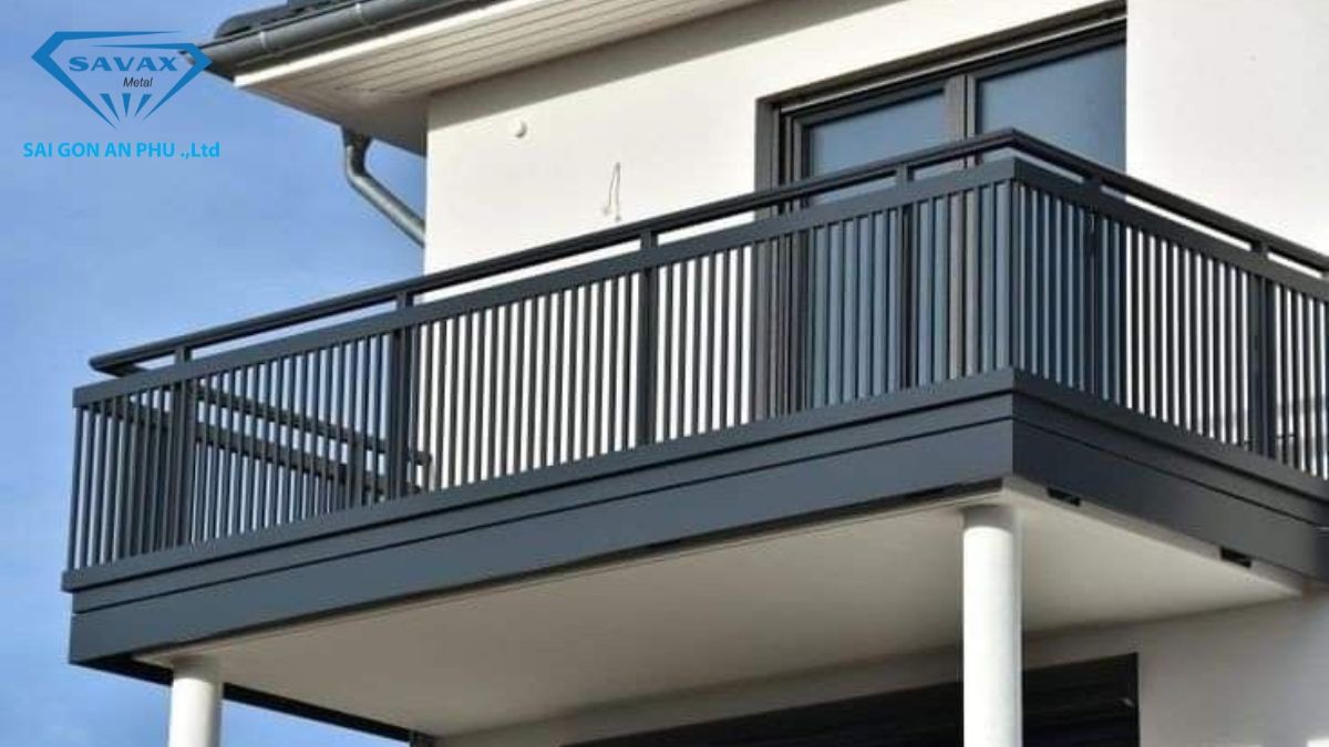 mẫu lan can inox hộp sơn tĩnh điện