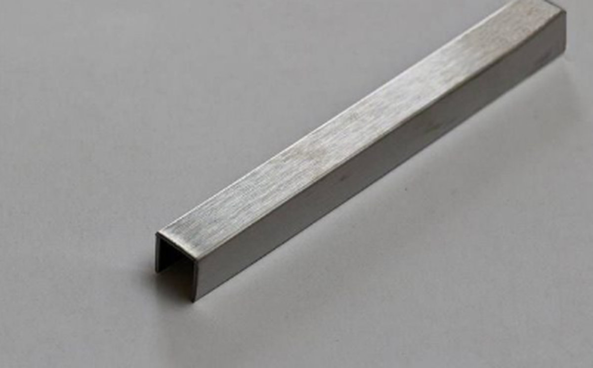 nẹp U inox vách kính